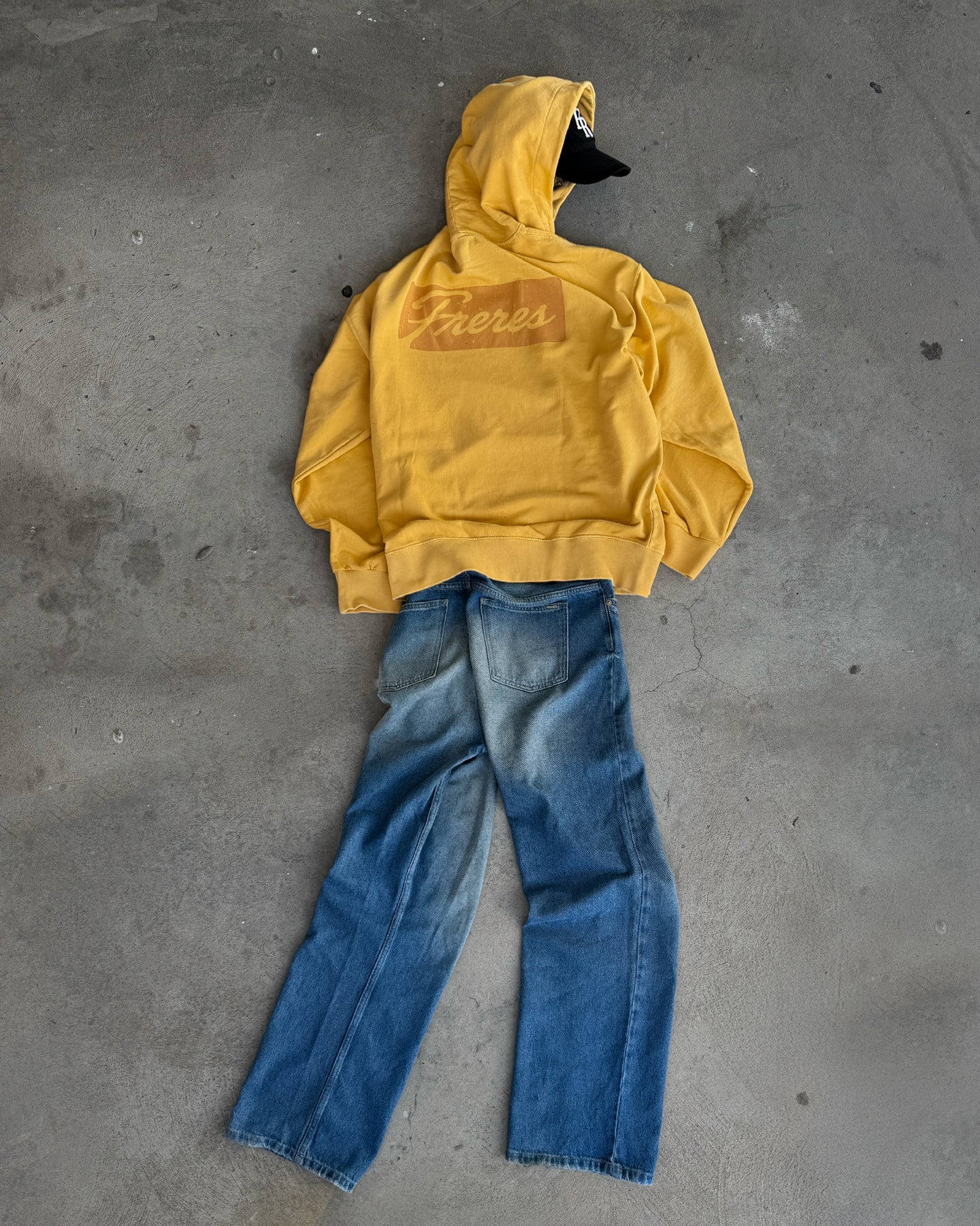 Buzo  Logo Vintage - Butter Yellow - Image 5