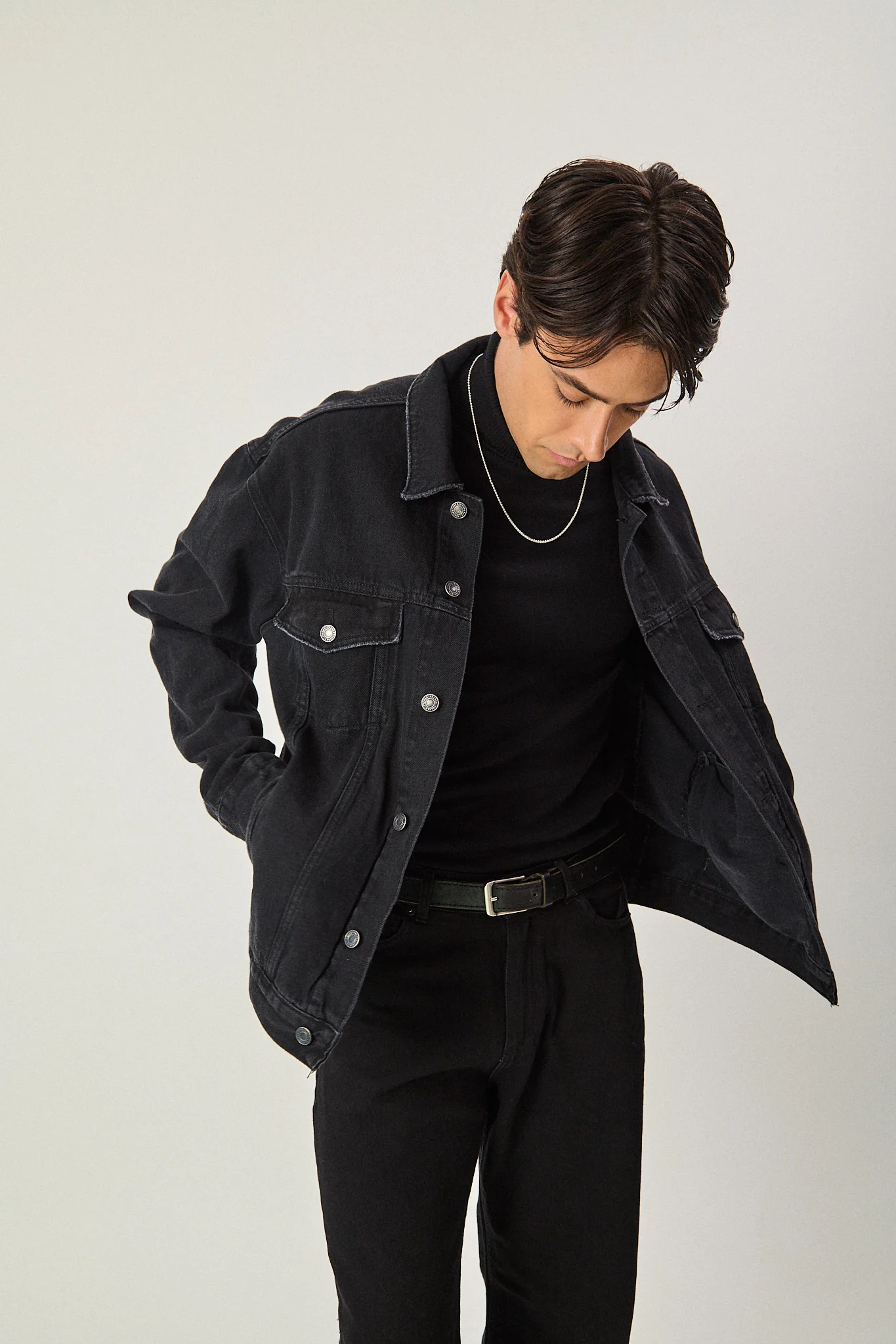 Campera de Jean Clásica - Negra - Image 3