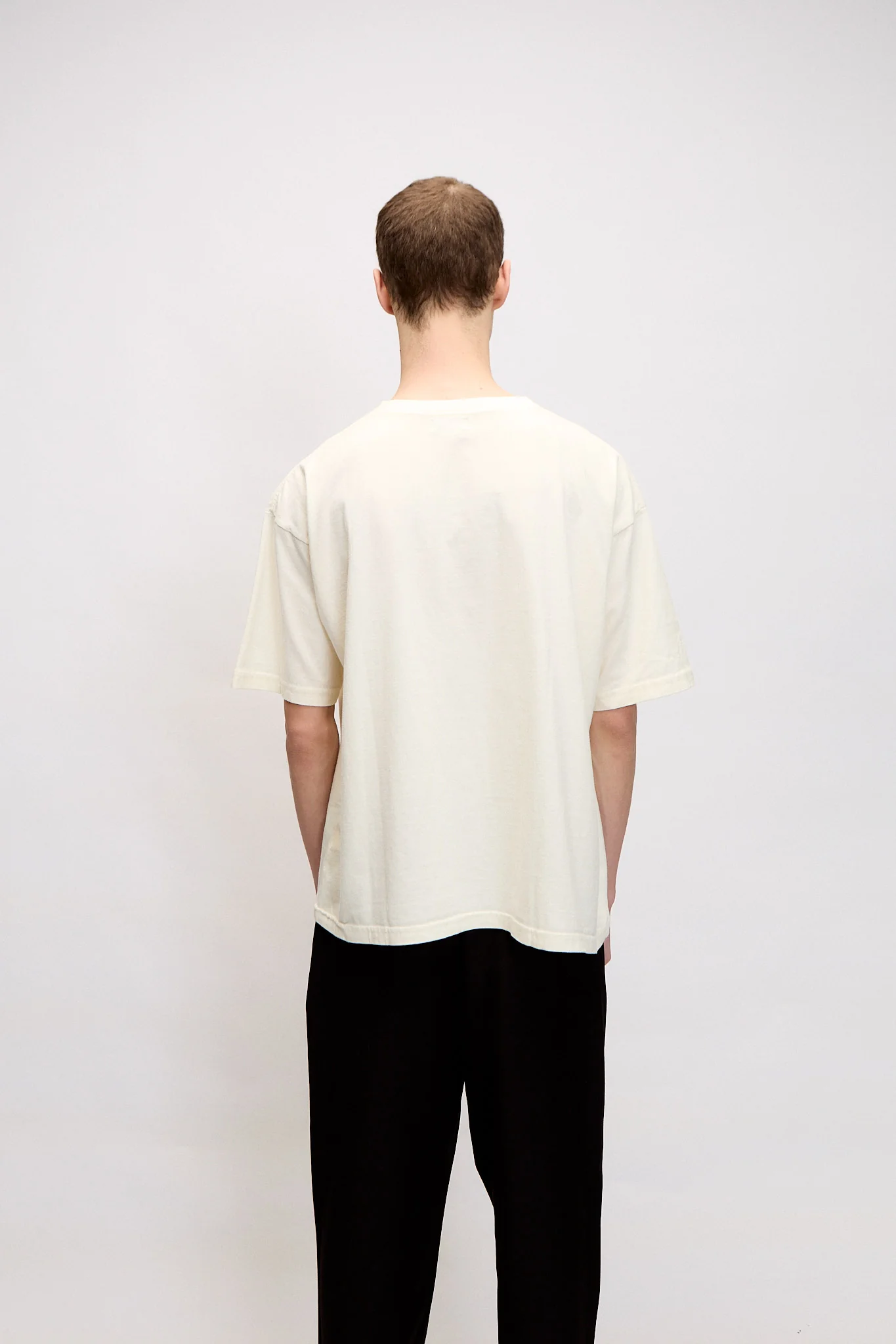 Remera Oversize Logo - Crema - Image 6